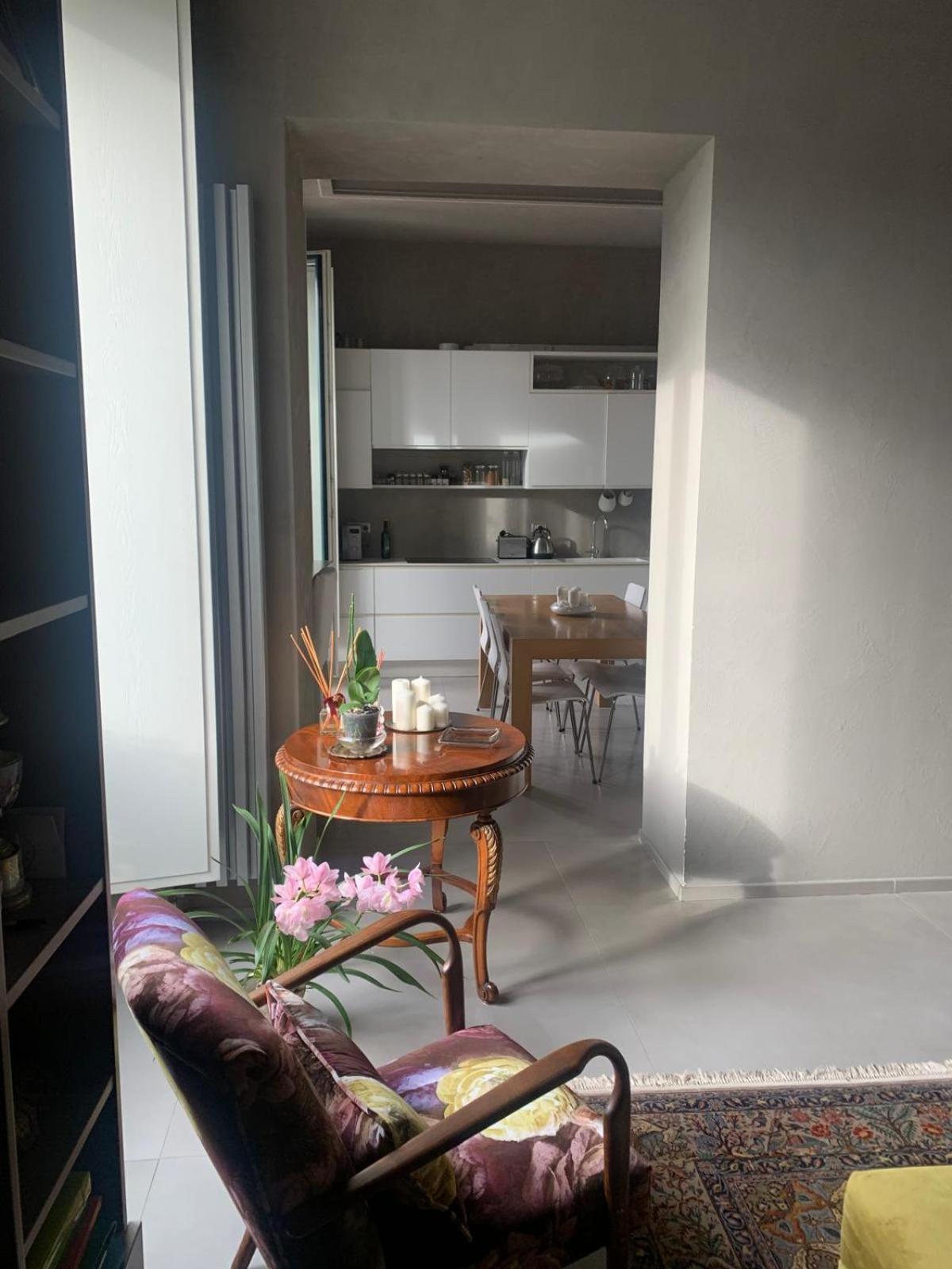Apartamento La Casa Di Paola Salerno Exterior foto