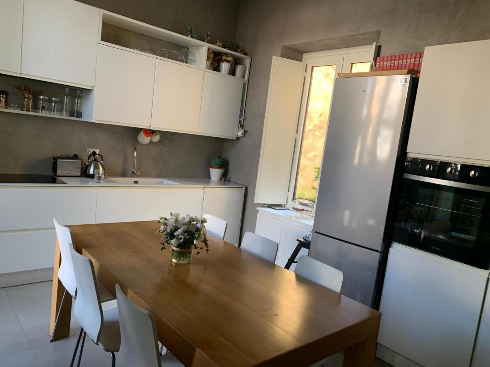 Apartamento La Casa Di Paola Salerno Exterior foto