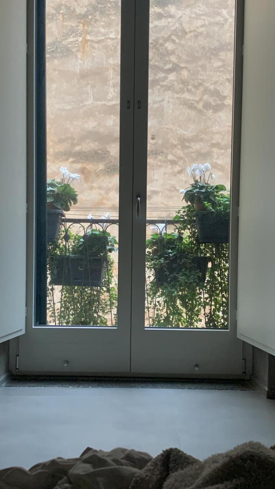 Apartamento La Casa Di Paola Salerno Exterior foto
